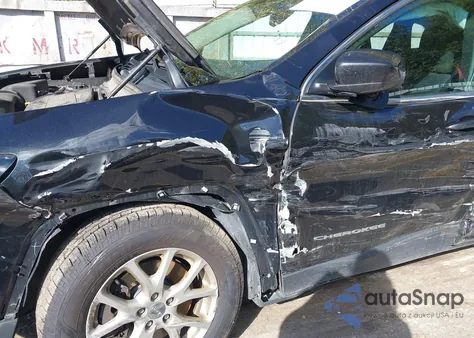 2016 Jeep Cherokee Latitude from USA, damaged, VIN 1C4PJMCB4GW276642